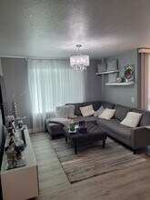 208 Villa Cir in Boynton Beach, FL - Building Photo - Building Photo