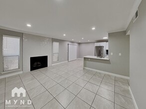 4744 O'Bannon Dr in Las Vegas, NV - Building Photo - Building Photo