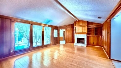 4020 Mcclary Dr in Plano, TX - Building Photo - Building Photo
