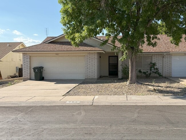 property at 986 Canyon Hills Rd
