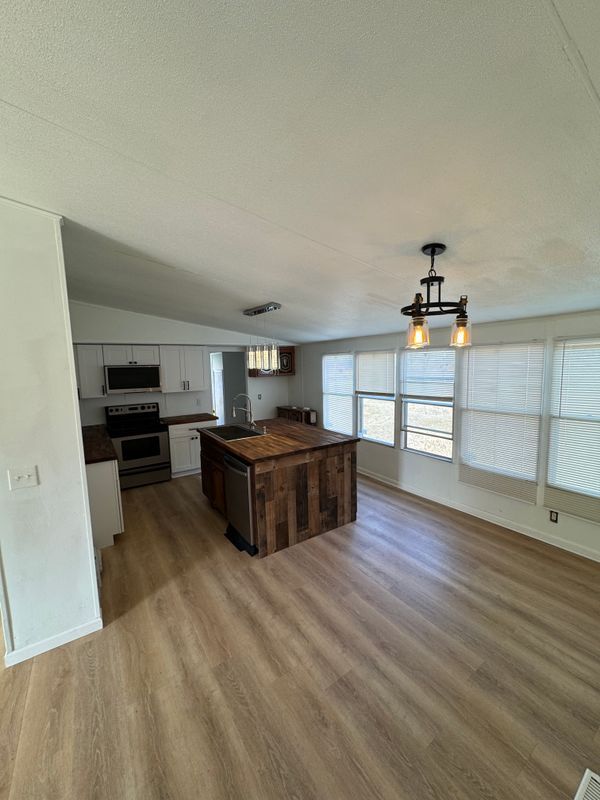 property at 4019 Kelly Ct