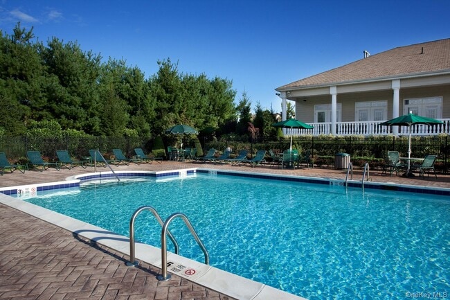 property at 47 Pineview Ln