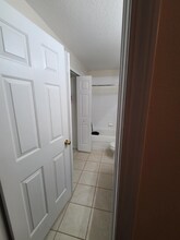 5440 River Rock Rd in Lakeland, FL - Foto de edificio - Building Photo