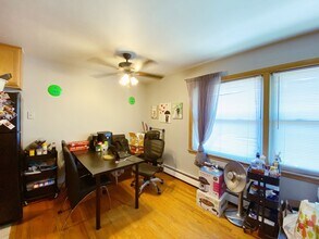 4114 N Kedvale Ave in Chicago, IL - Building Photo - Building Photo