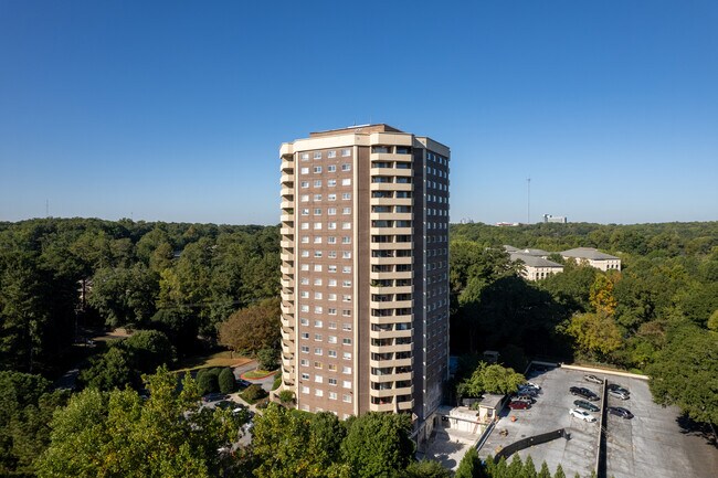 Somerset Heights Condominiums