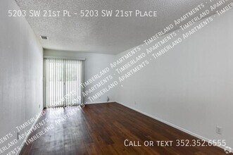 5203 SW 21st Pl in Ocala, FL - Building Photo - Building Photo