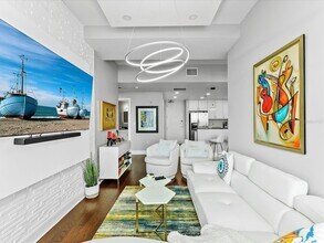 101 S Eola Dr, Unit 601 in Orlando, FL - Building Photo - Building Photo