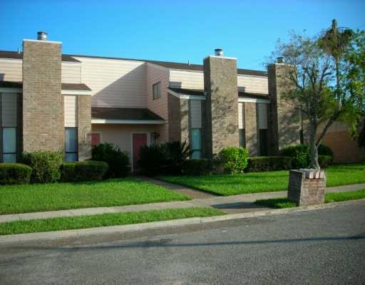 5001 Middlecoff in Corpus Christi, TX - Building Photo