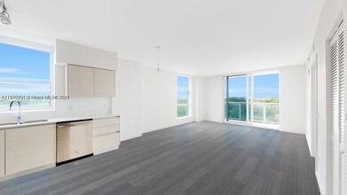 4250 Biscayne Blvd, Unit 709 in Miami, FL - Building Photo - Building Photo