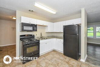 4900 Libby Ln in Louisville, KY - Building Photo - Building Photo