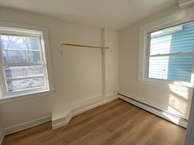 355 Market St, Unit 1 in Boston, MA - Building Photo - Building Photo