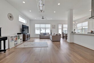 8706 Ojeman Crk Ln in Houston, TX - Building Photo - Building Photo