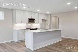 12804 Weber Ln in Rogers, MN - Building Photo - Building Photo