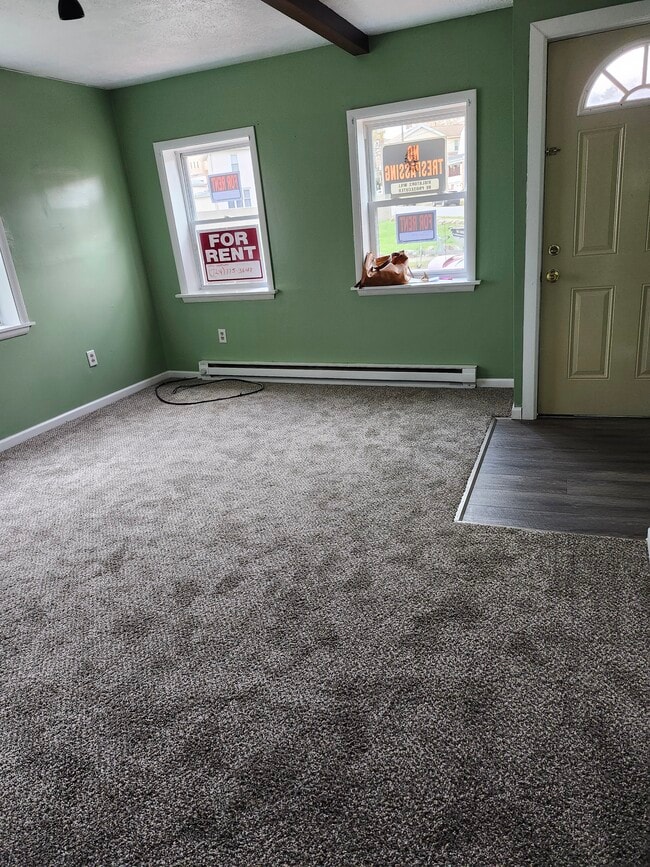 1052 3rd Ave, Unit Bottom Floor