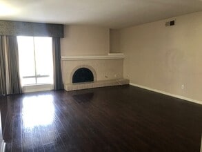 12036 Caminito Campana in San Diego, CA - Building Photo - Building Photo