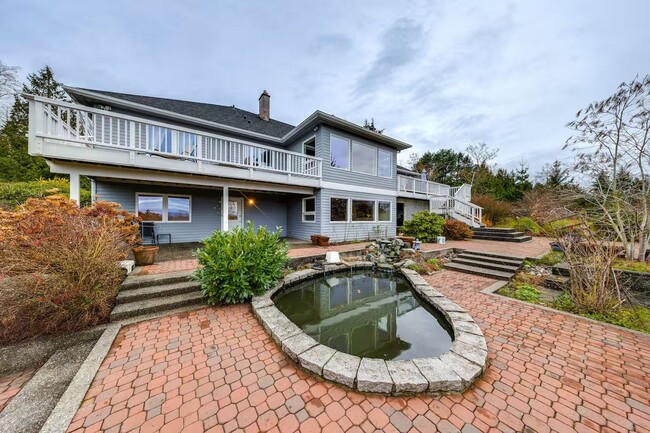 property at 2736 Stein Hill Ln