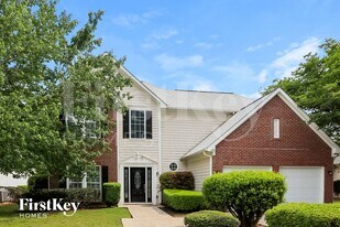 1455 Chamirey Dr SW in Marietta, GA - Building Photo