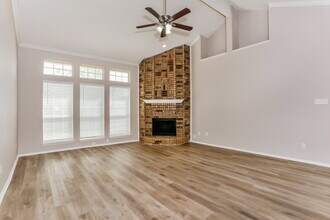 532 Saddle Head Dr in Desoto, TX - Foto de edificio - Building Photo