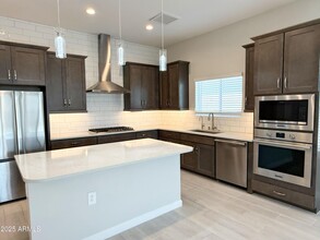 10457 W Salter Dr in Peoria, AZ - Building Photo - Building Photo