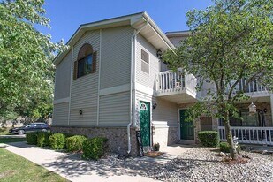 7305 98th Ave in Kenosha, WI - Building Photo