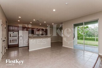 3264 Macintosh Rd in Land O Lakes, FL - Building Photo - Building Photo
