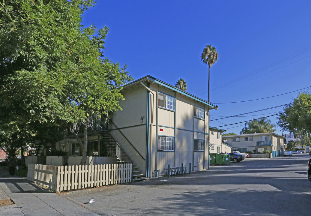 560-580 Avalani Ave in San Jose, CA - Foto de edificio