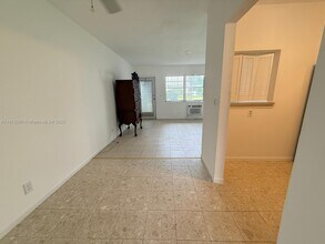 79 Easthampton D in West Palm Beach, FL - Building Photo - Building Photo