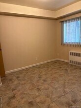 9208 242nd St in Bellerose, NY - Building Photo - Building Photo