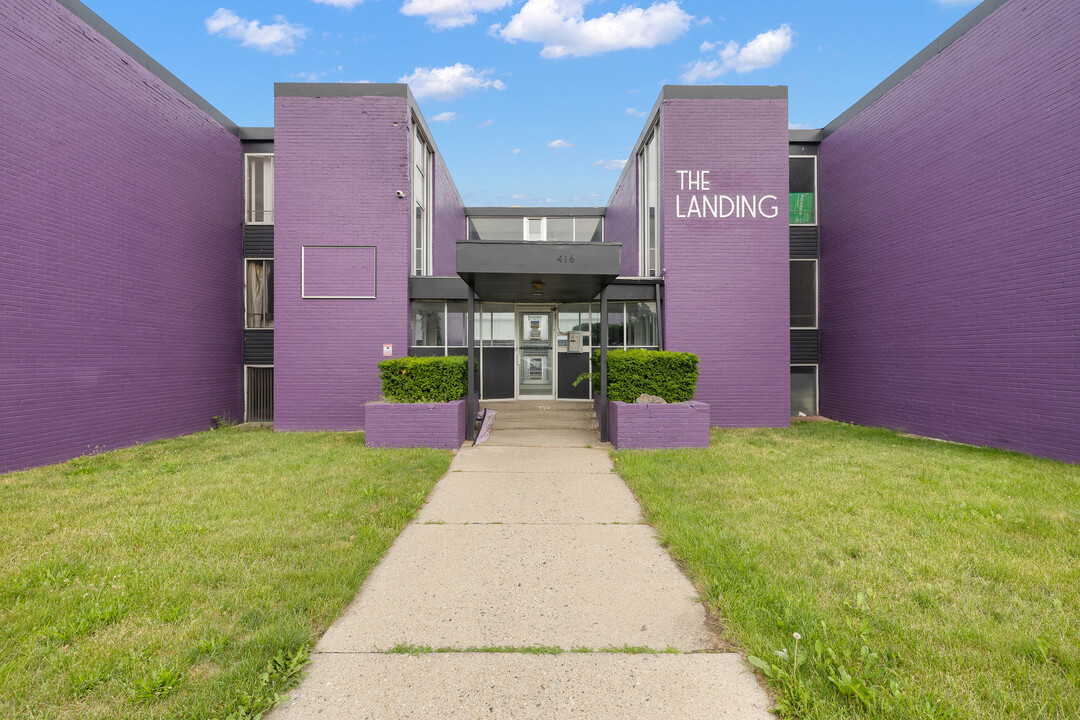 The Landing in Ypsilanti, MI - Building Photo