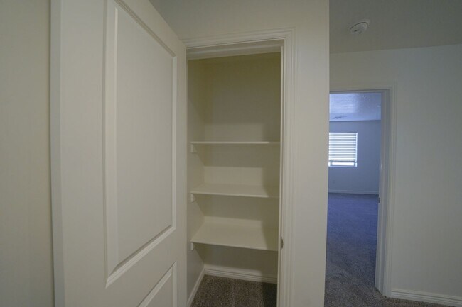 1436 E Trilobite Dr in Saint George, UT - Building Photo - Building Photo