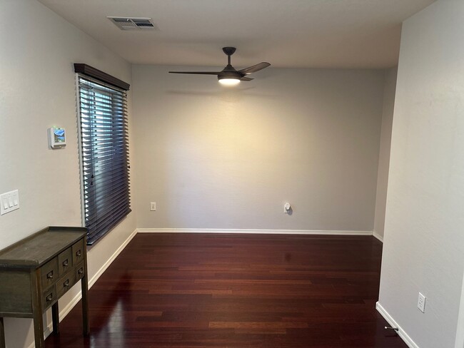 1328 S Sabino Dr in Gilbert, AZ - Building Photo - Building Photo