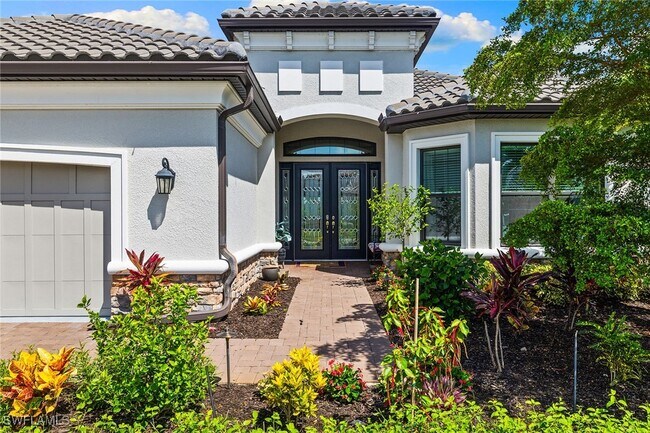 15345 Aprile St in Naples, FL - Building Photo - Building Photo