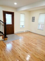 6735 Henry Rd, Unit Apt. 1 in Belleville, WI - Building Photo