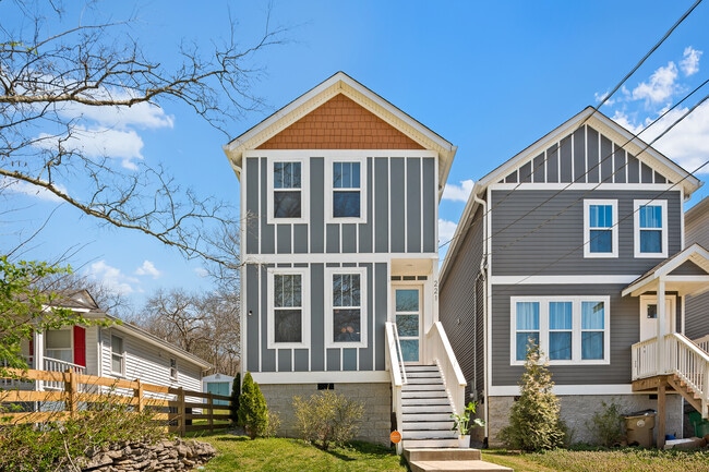 property at 221 Hillcrest Dr