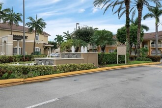 8906 W Flagler St, Unit 212 in Miami, FL - Building Photo - Building Photo