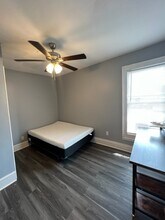 1611 E Fayette St, Unit 2 in Syracuse, NY - Building Photo - Building Photo
