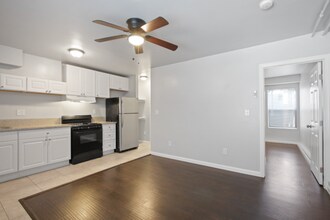 5945 Gaviota Ave in Long Beach, CA - Building Photo - Building Photo