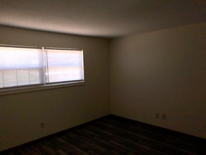 2309 Southridge Dr in Jefferson City, MO - Foto de edificio - Building Photo