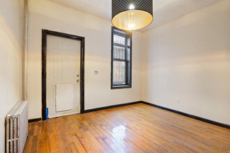 187 Stanhope St in Brooklyn, NY - Building Photo - Building Photo