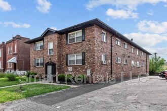 4321 Morgan Ford Rd in St. Louis, MO - Building Photo - Building Photo