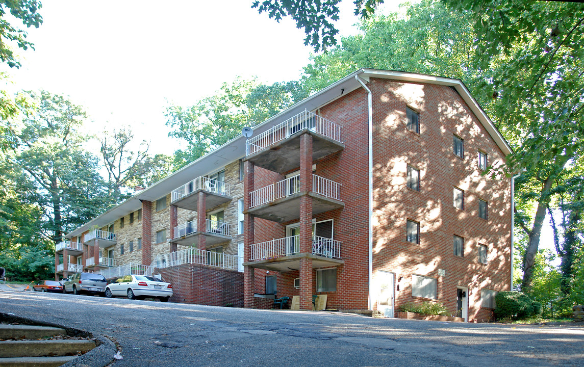 Shatz Apartments in Baltimore, MD - Building Photo