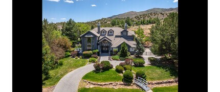 4400 Mountaingate Dr in Reno, NV - Building Photo - Building Photo