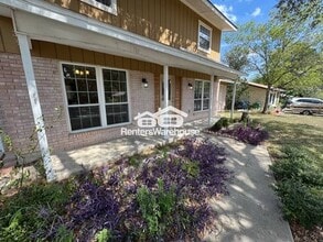 127 Dartmoor St in San Antonio, TX - Foto de edificio - Building Photo