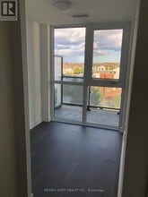 75 Oneida Crescent in Richmond Hill, ON - Building Photo - Building Photo