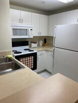 185 SE 14th Ter, Unit 1411 in Miami, FL - Building Photo
