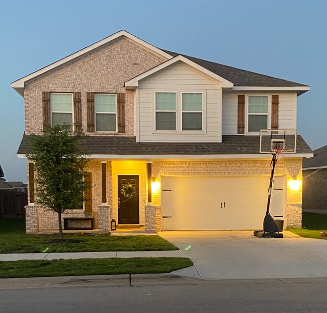 property at 1108 Whipple Tree Trl