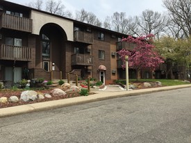 Brockton Woods Apartments