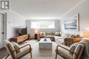 236 Overbrook Pl in Toronto, ON - Building Photo