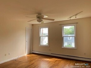 23 Fairview Ave in Norwalk, CT - Building Photo - Building Photo