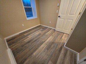 123 2nd St in Dupont, PA - Building Photo - Building Photo